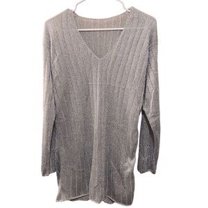 Silver with strip sweater. Oversized V-Neck M